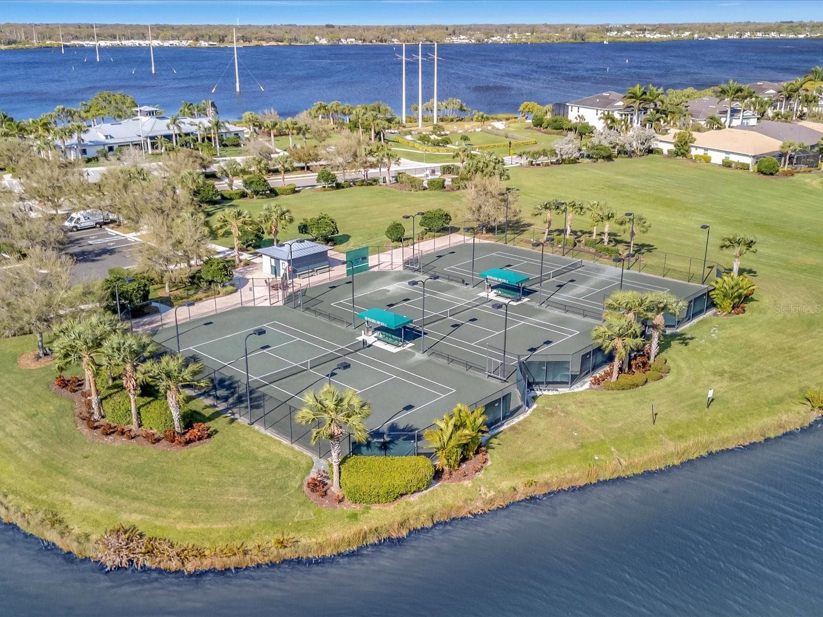 Single Family Residence at 1022 OVERLOOK CT, BRADENTON, photo 102 of 112