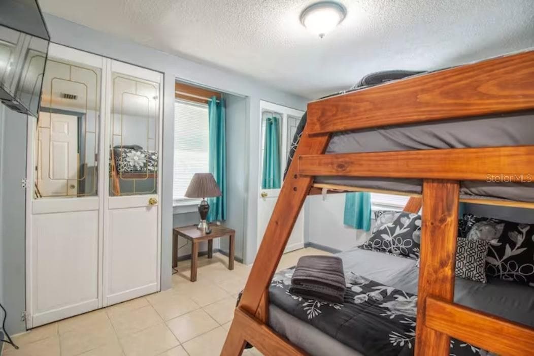Single Family Residence at 1731 GRAYSON DR, ORLANDO, photo 15 of 33