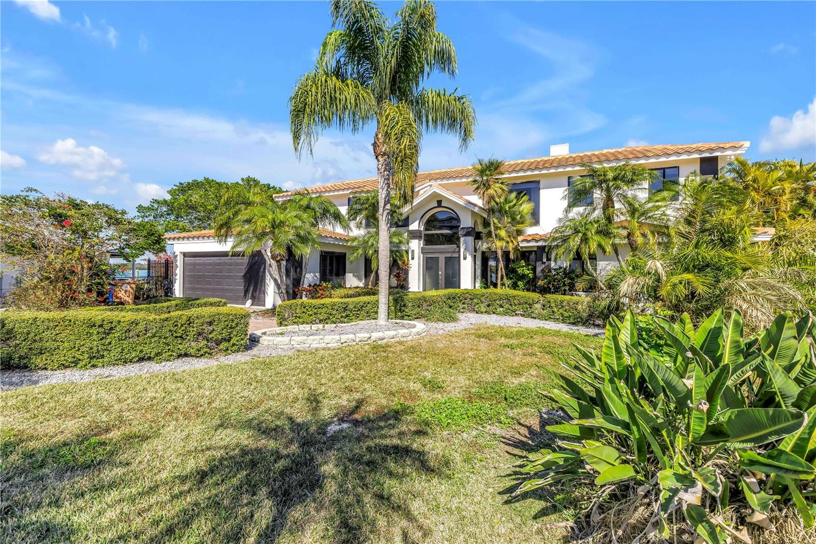 Single Family Residence at 583 CRYSTAL DR, MADEIRA BEACH, photo 63 of 100