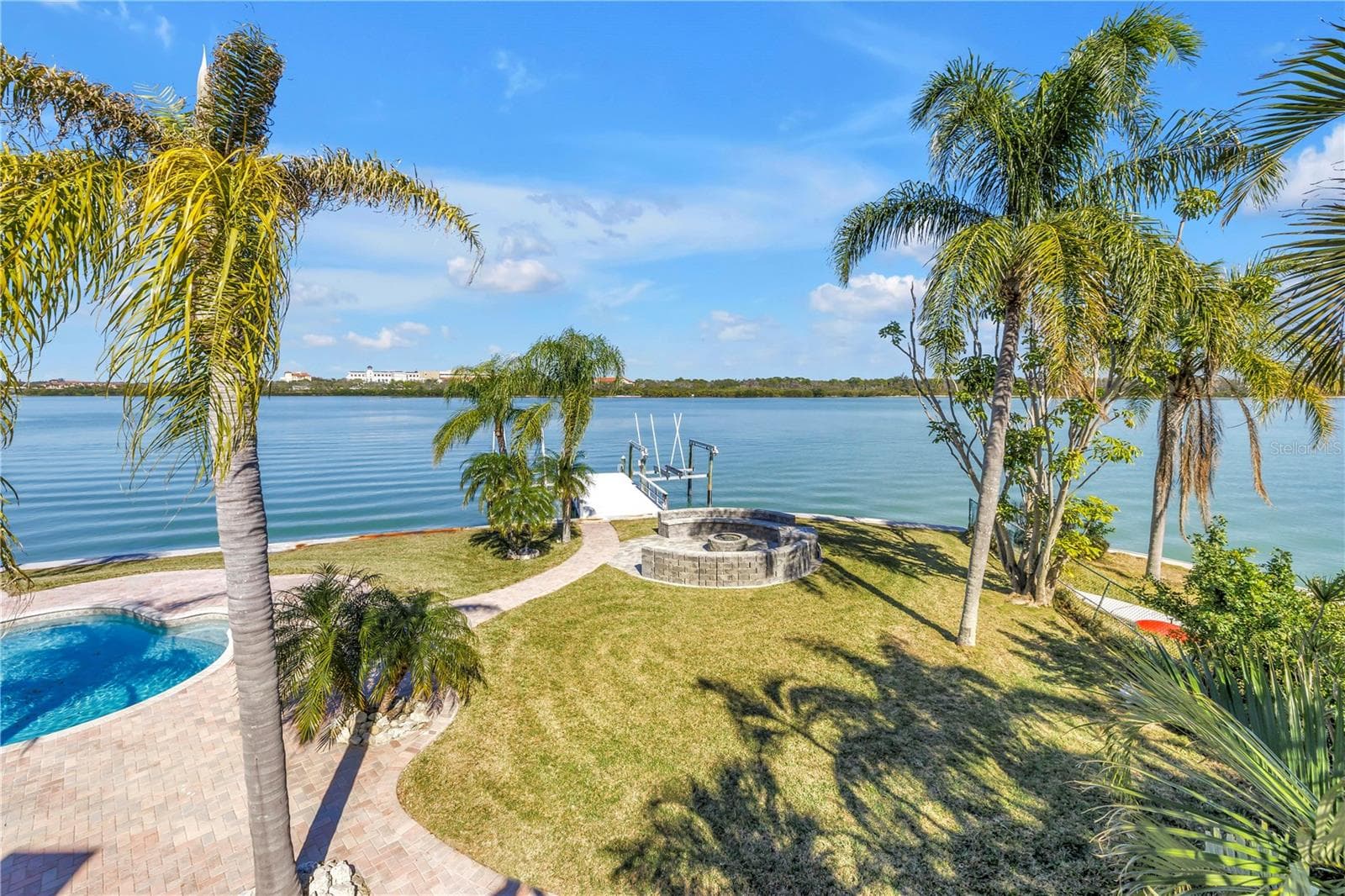 Single Family Residence at 583 CRYSTAL DR, MADEIRA BEACH, photo 75 of 100