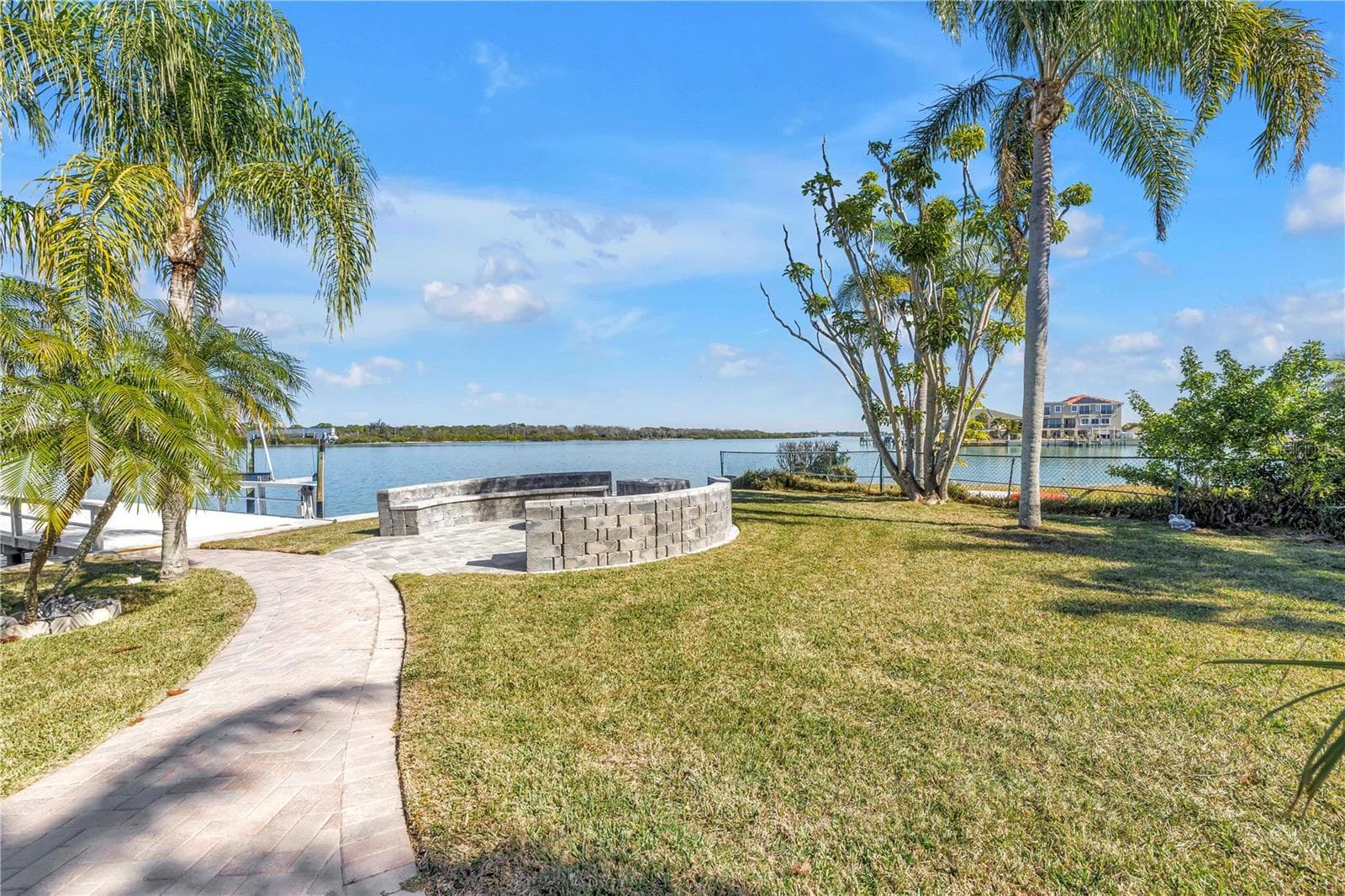 Single Family Residence at 583 CRYSTAL DR, MADEIRA BEACH, photo 70 of 100
