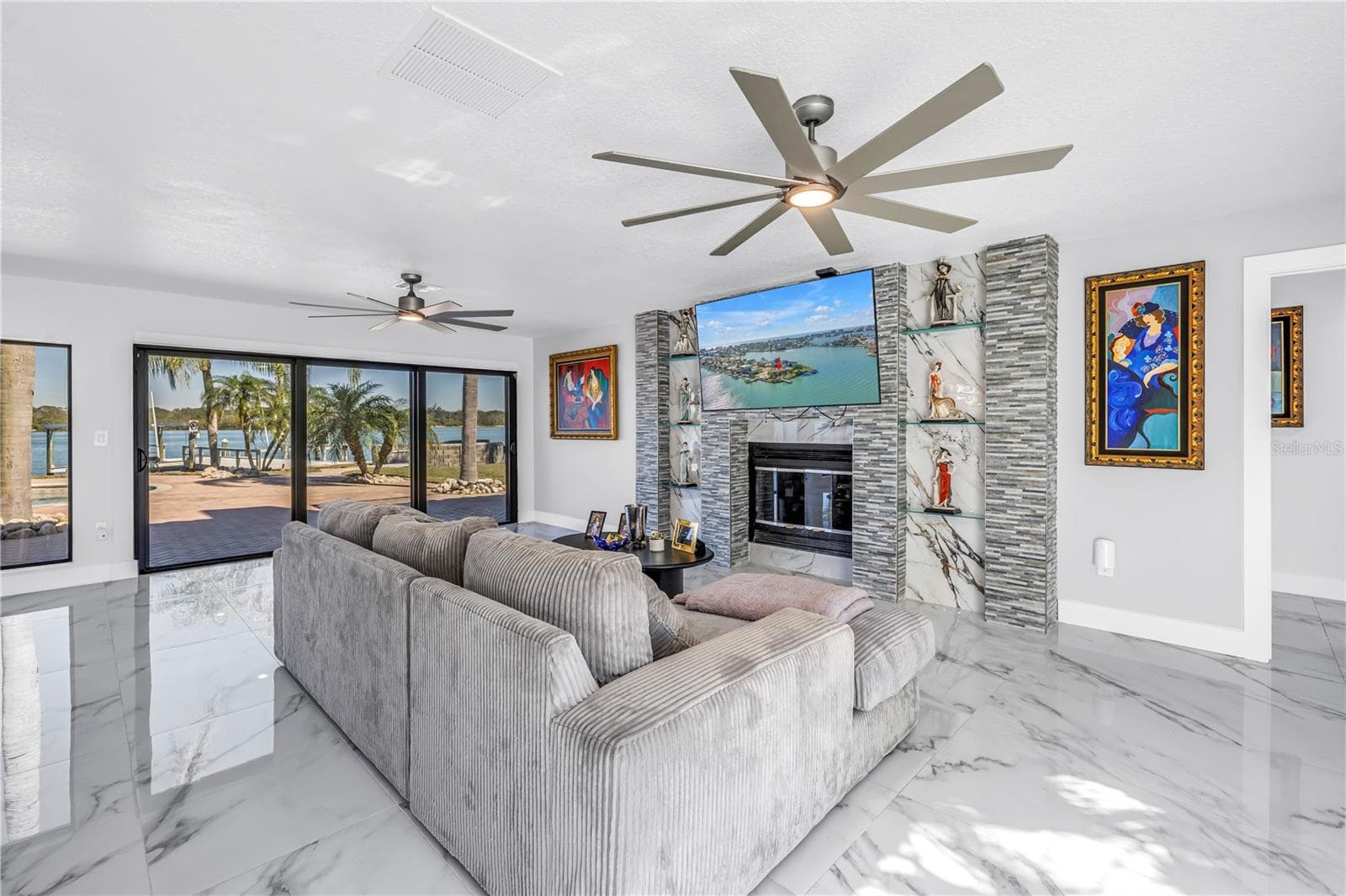 Single Family Residence at 583 CRYSTAL DR, MADEIRA BEACH, photo 12 of 100