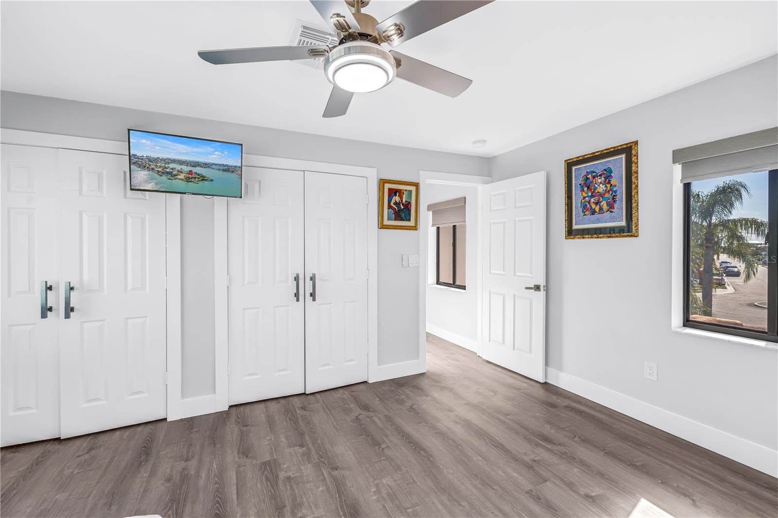 Single Family Residence at 583 CRYSTAL DR, MADEIRA BEACH, photo 65 of 100