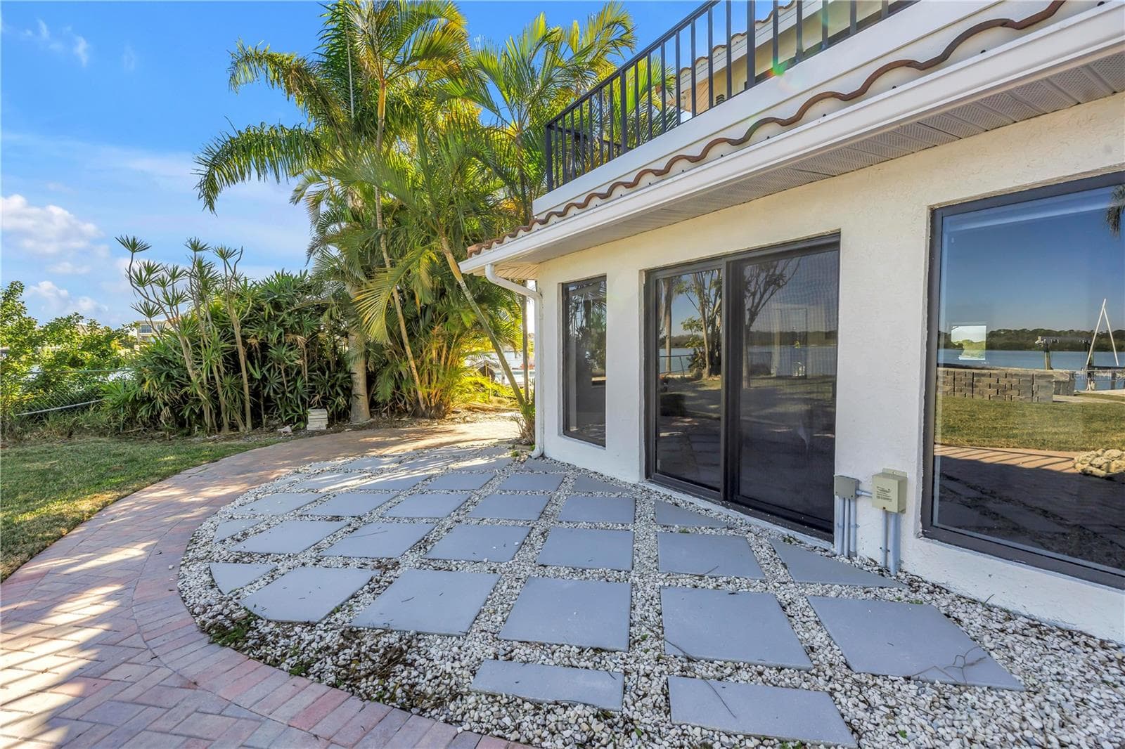 Single Family Residence at 583 CRYSTAL DR, MADEIRA BEACH, photo 71 of 100