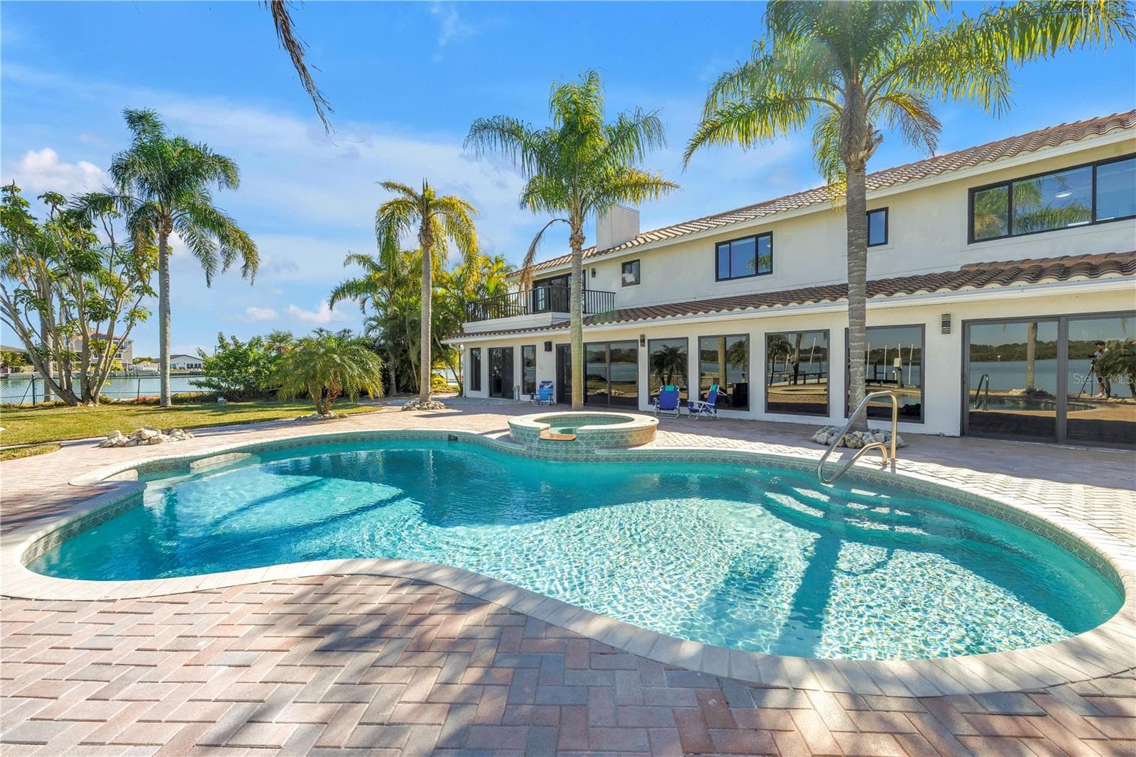 Single Family Residence at 583 CRYSTAL DR, MADEIRA BEACH, photo 78 of 100