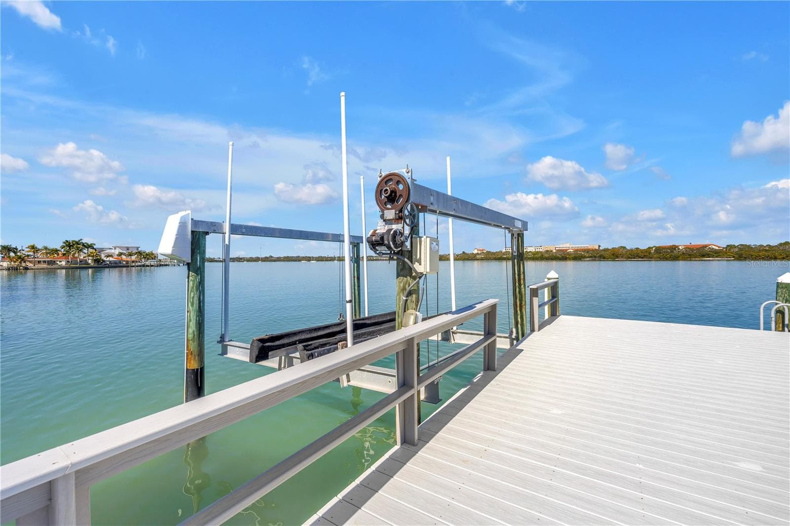 Single Family Residence at 583 CRYSTAL DR, MADEIRA BEACH, photo 84 of 100