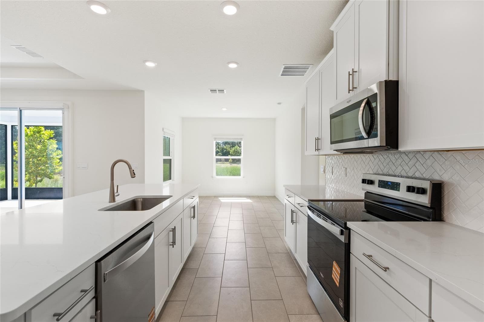 Single Family Residence at 1440 NW 128 TER, NEWBERRY, photo 16 of 43