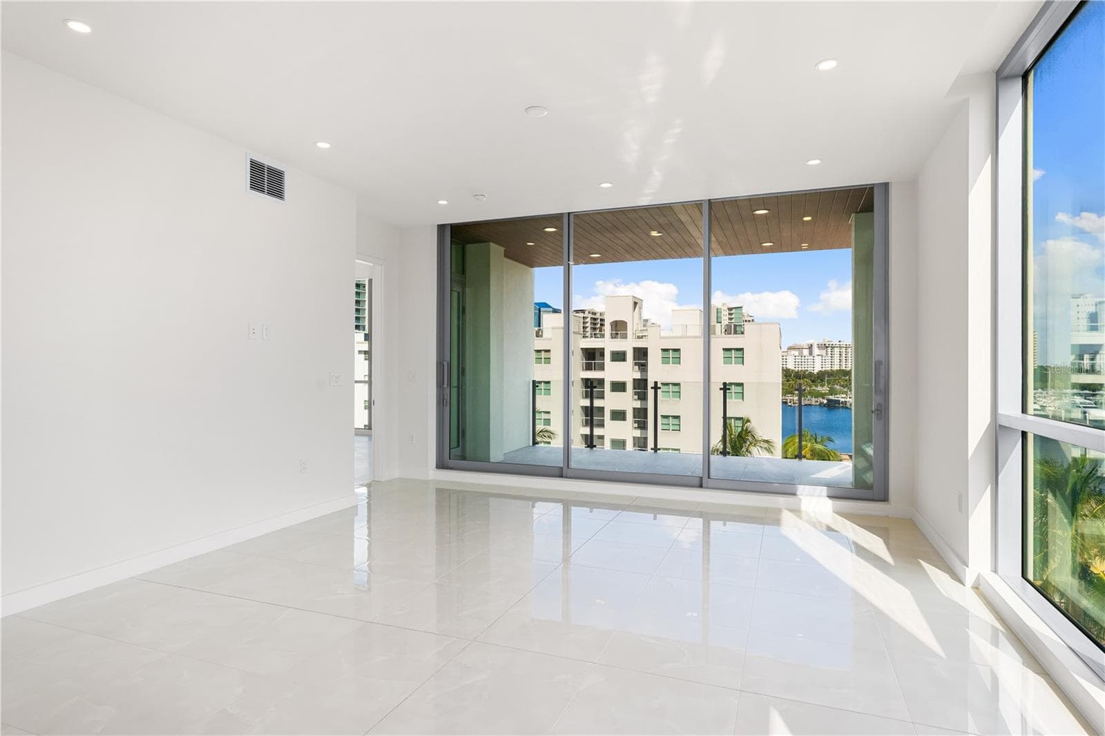Condominium at 111 GOLDEN GATE #403, SARASOTA, photo 7 of 55
