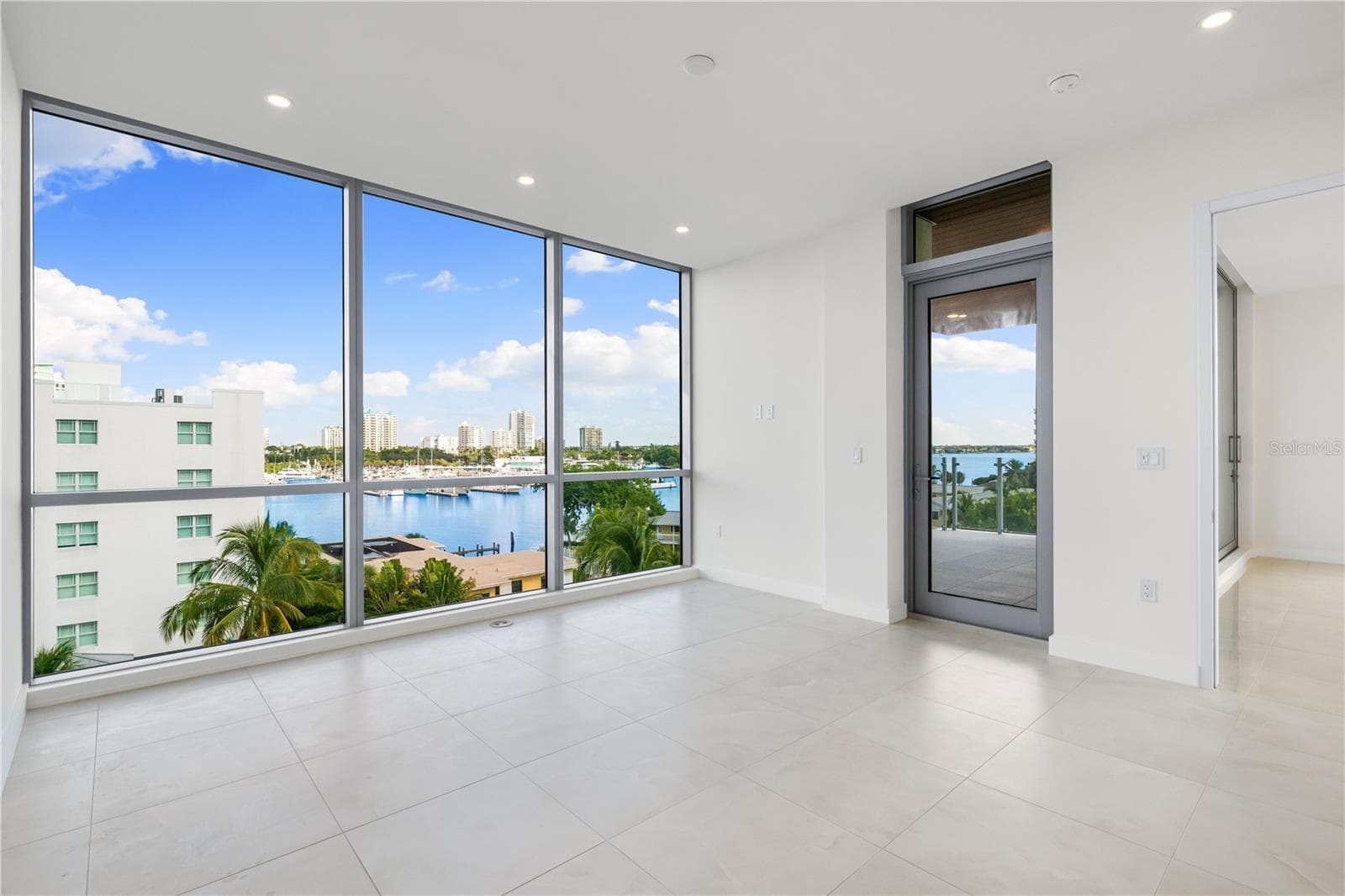 Condominium at 111 GOLDEN GATE #403, SARASOTA, photo 15 of 55