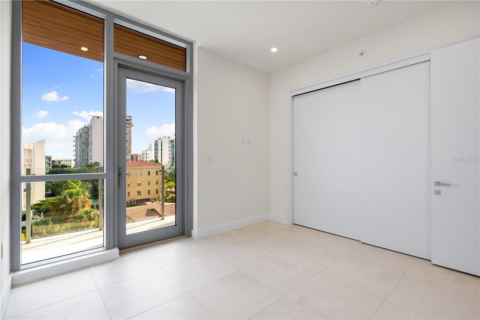 Condominium at 111 GOLDEN GATE #403, SARASOTA, photo 23 of 55