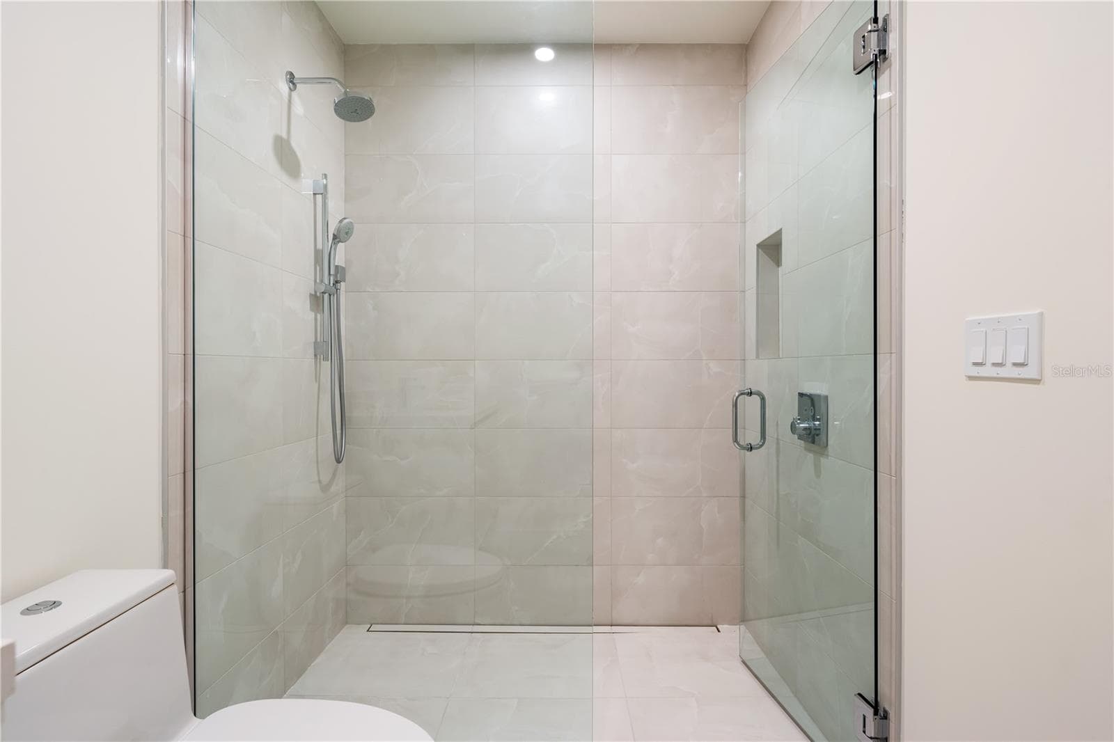 Condominium at 111 GOLDEN GATE #403, SARASOTA, photo 29 of 55