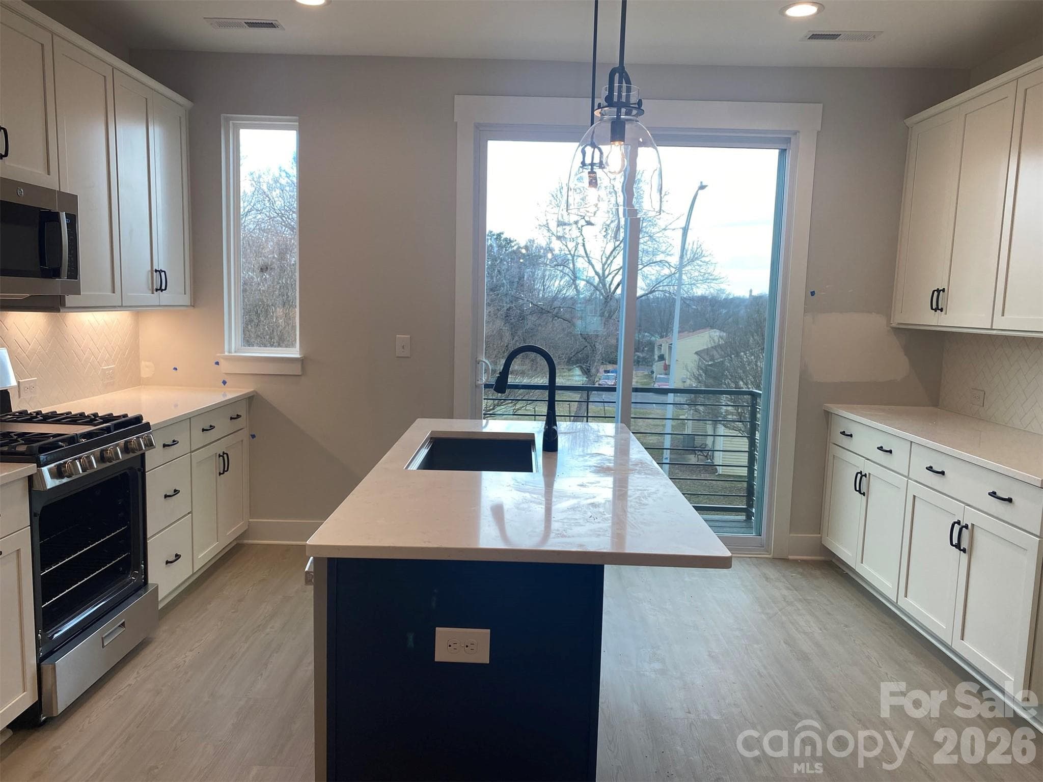 934 Callahan Street