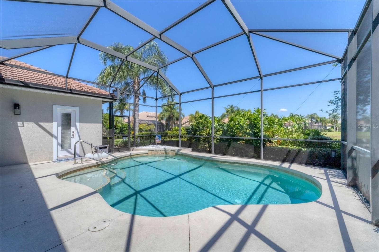 Single Family Residence at 13853 SIENA LOOP, LAKEWOOD RANCH, photo 30 of 68