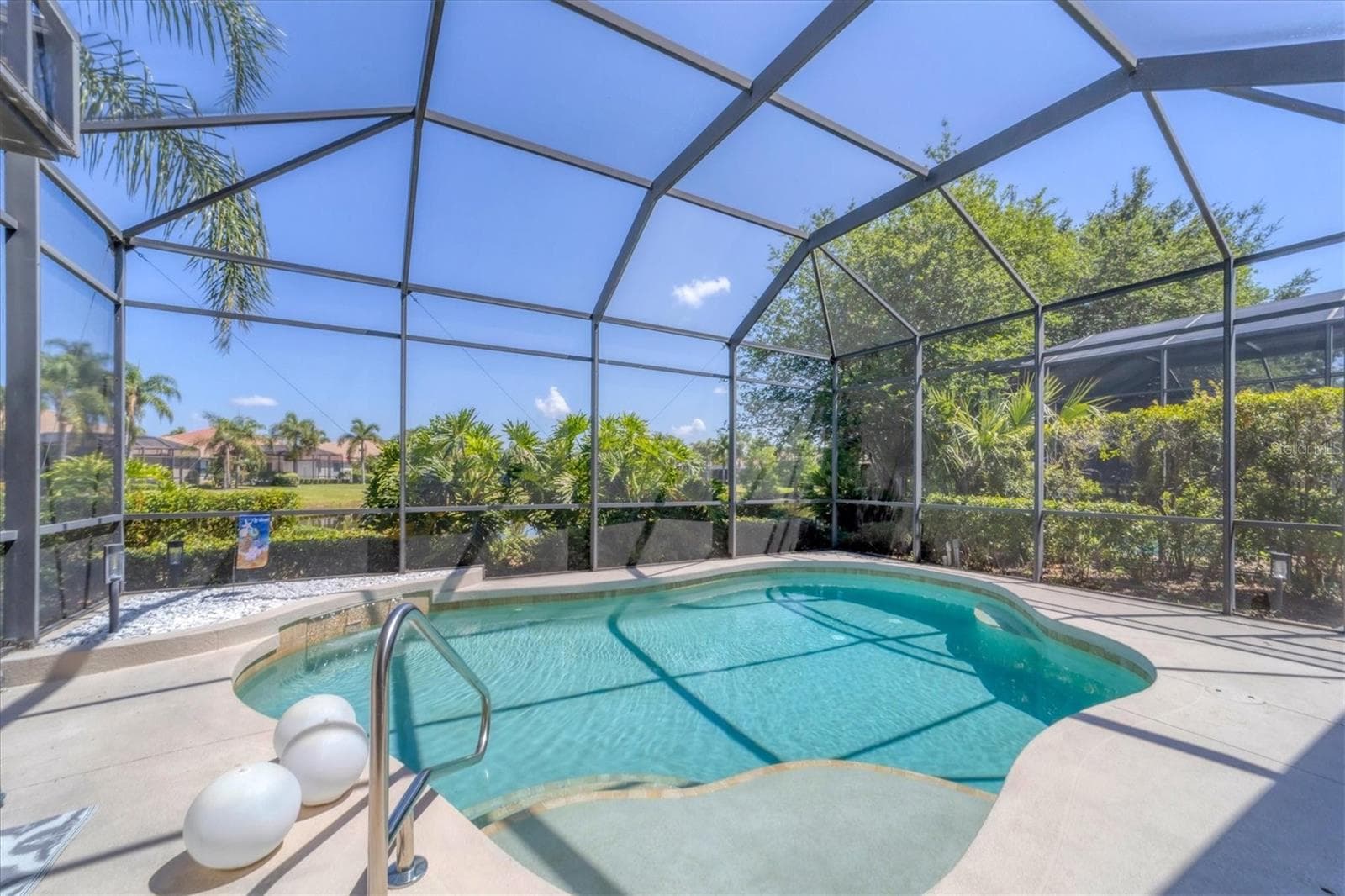 Single Family Residence at 13853 SIENA LOOP, LAKEWOOD RANCH, photo 31 of 68