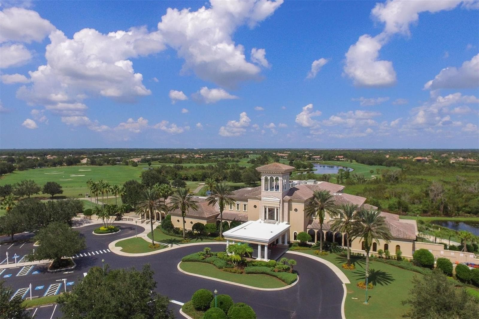 Single Family Residence at 13853 SIENA LOOP, LAKEWOOD RANCH, photo 42 of 68