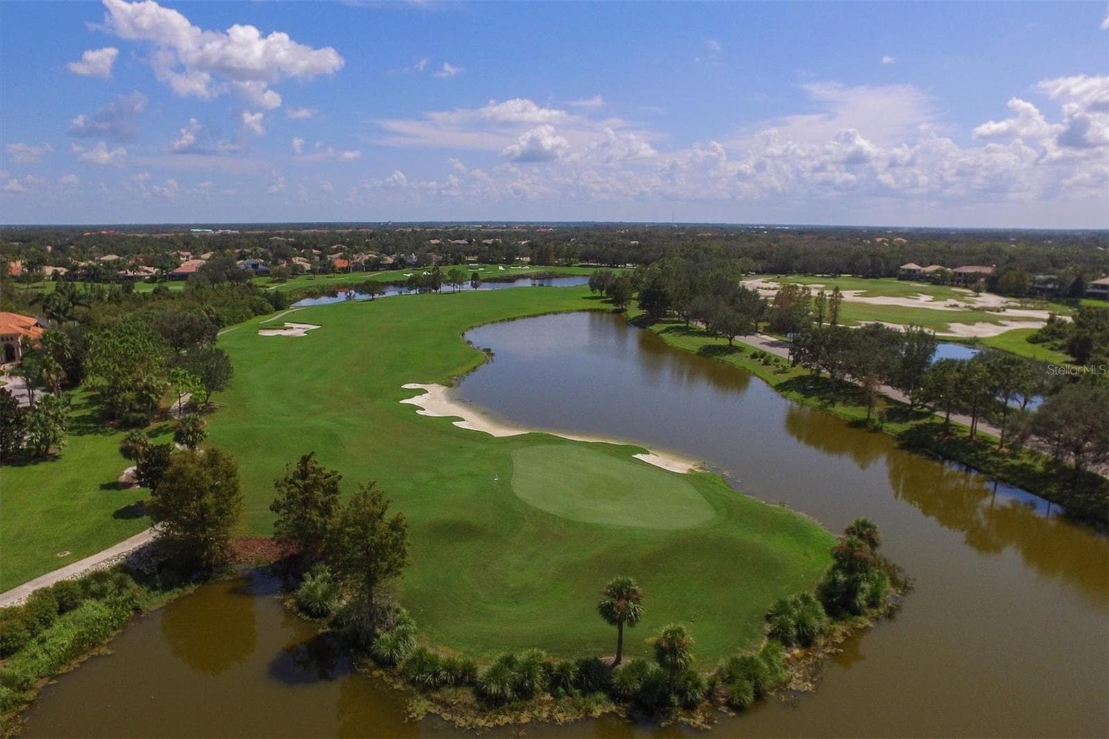 Single Family Residence at 13853 SIENA LOOP, LAKEWOOD RANCH, photo 49 of 68