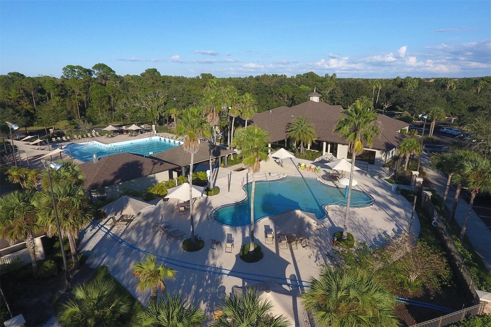 Single Family Residence at 13853 SIENA LOOP, LAKEWOOD RANCH, photo 53 of 68