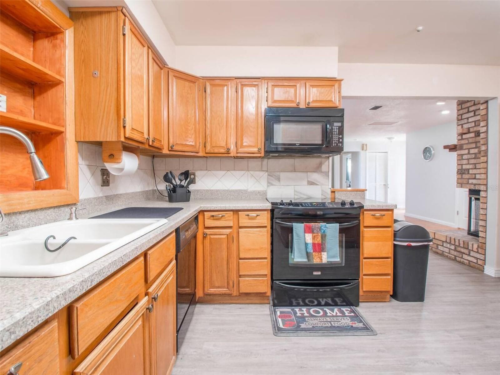 Single Family Residence at 4401 LENMORE ST, ORLANDO, photo 8 of 48