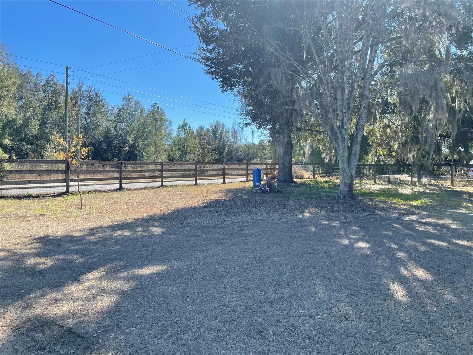 Front great access to main road for easy commute - 4456 NW 44TH AVE, OCALA
