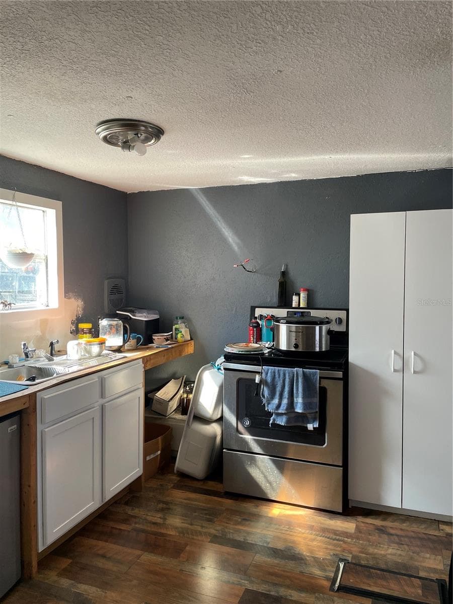 Kitchen - 4456 NW 44TH AVE, OCALA