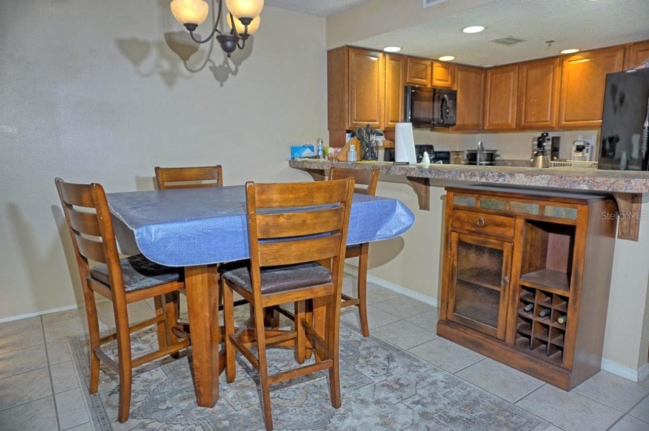 Townhouse at 2051 VISTA DEL SOL CIR #202, LUTZ, photo 7 of 40