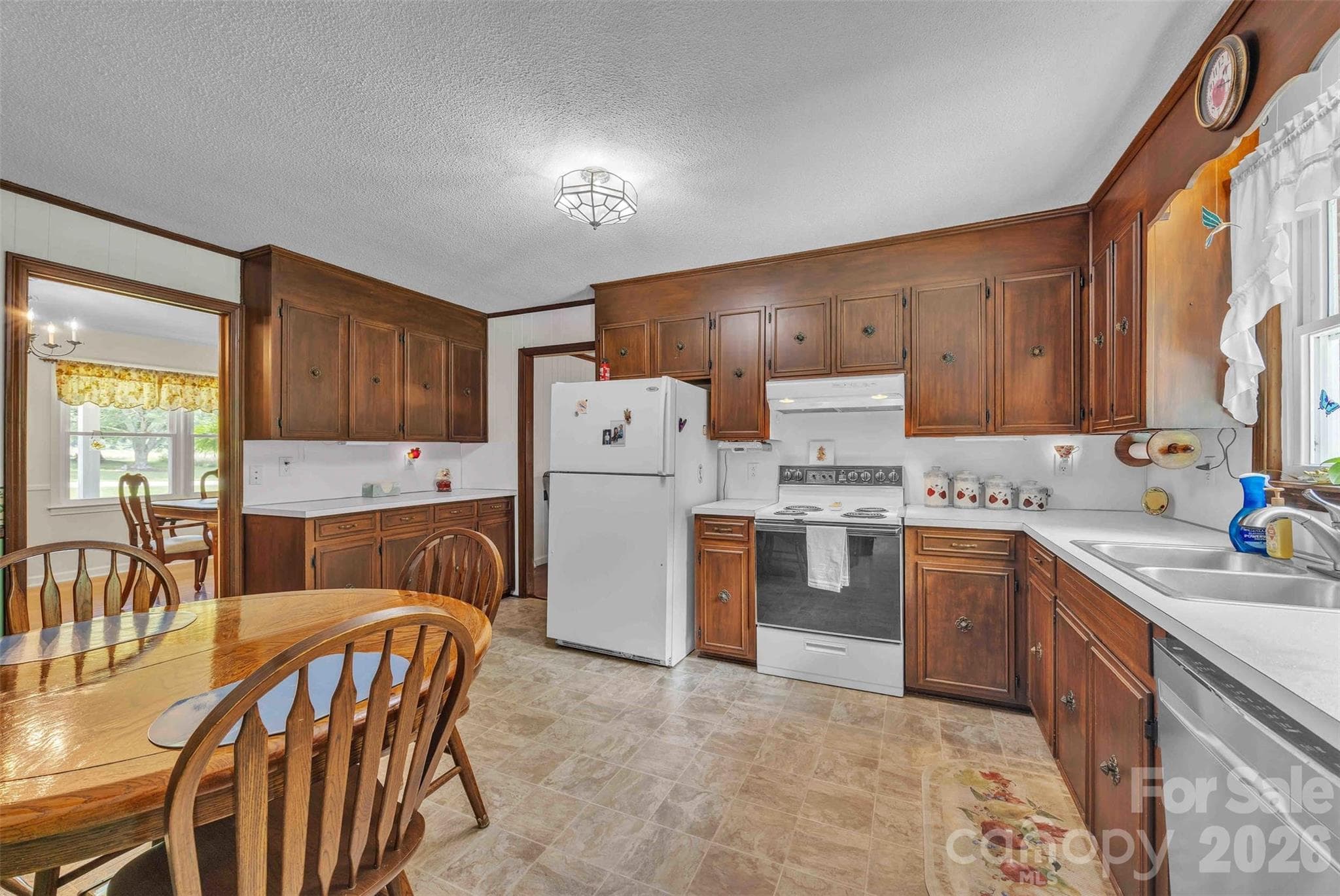 Single Family Residence at Statesville, photo 13 of 47