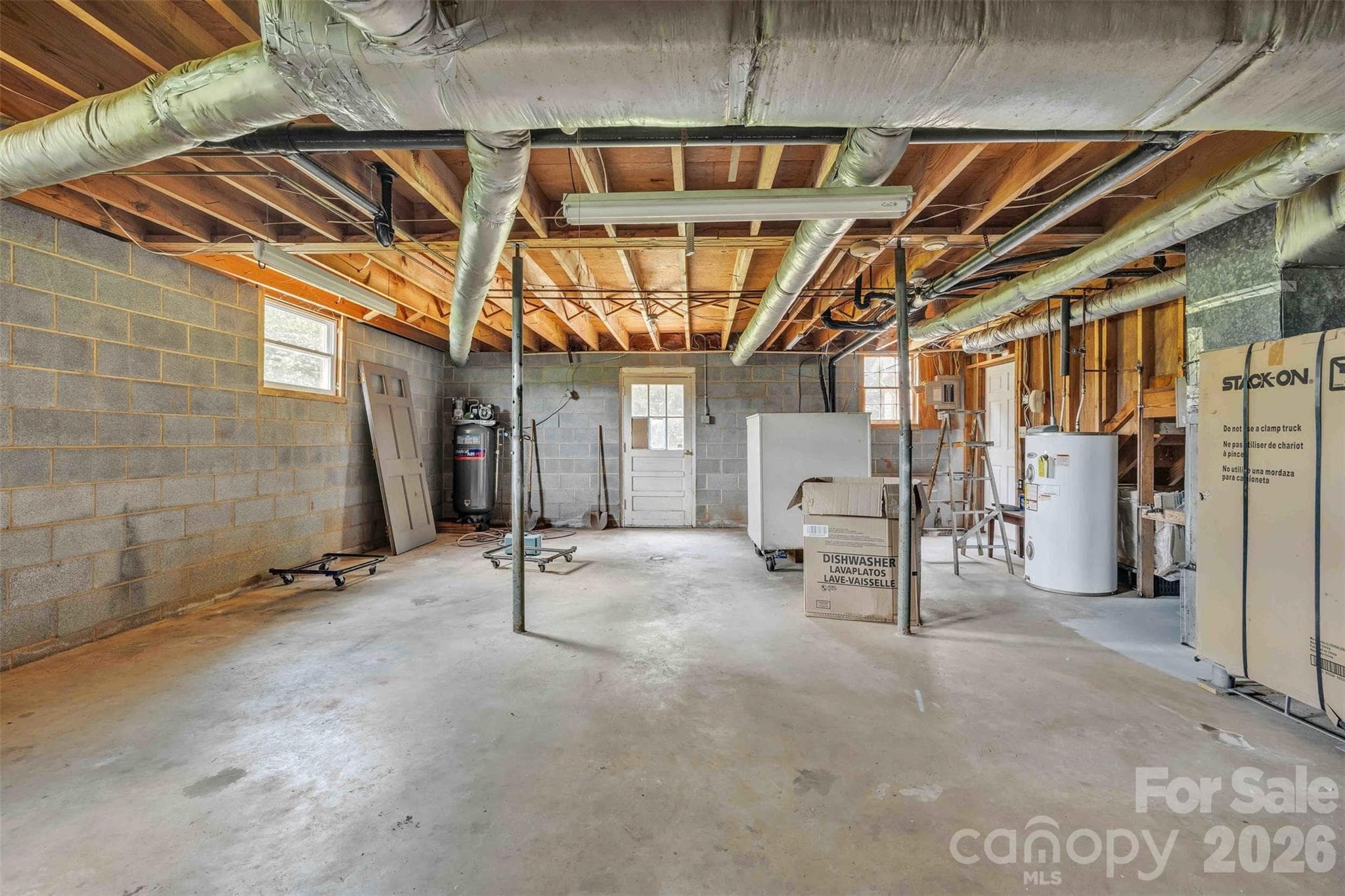 Single Family Residence at Statesville, photo 37 of 47
