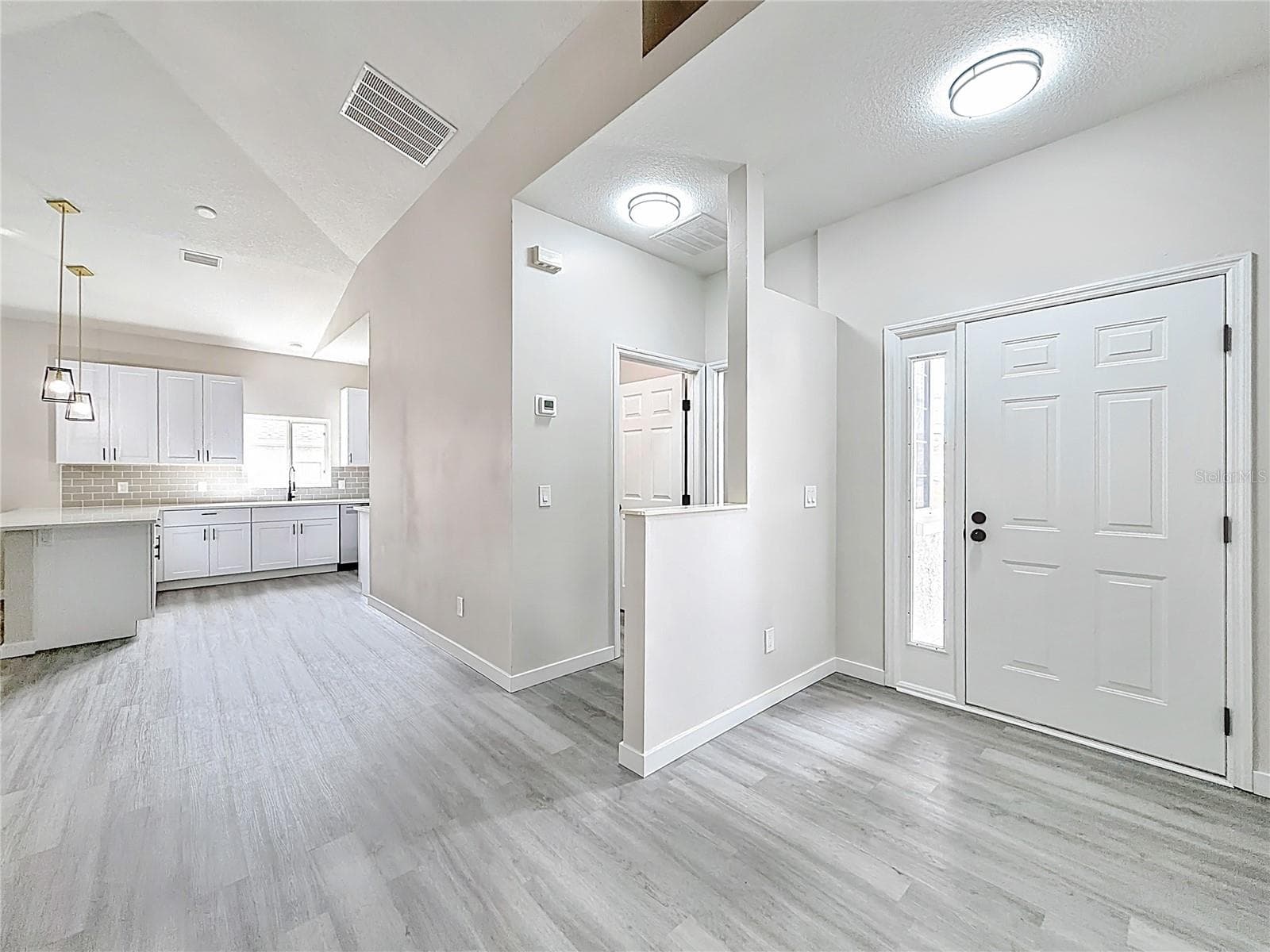 Single Family Residence at 5375 NW 26TH LN, OCALA, photo 10 of 86
