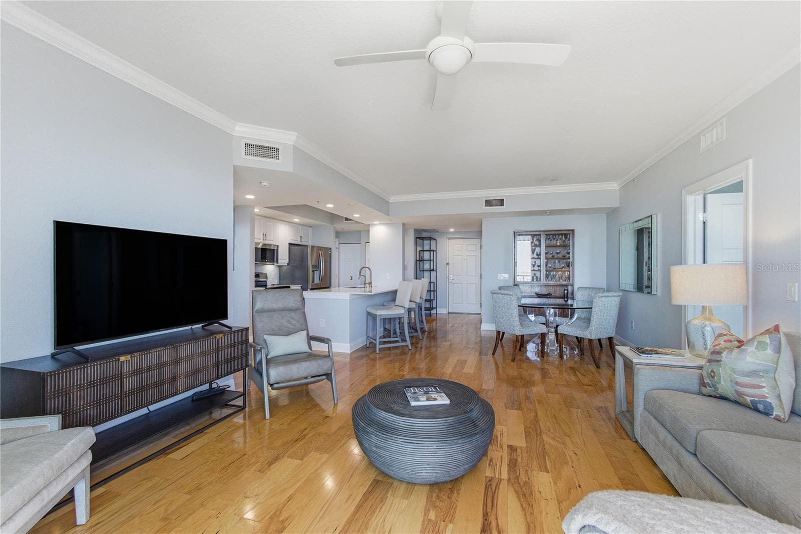 Condominium at 800 N TAMIAMI TRL #1203, SARASOTA, photo 13 of 60