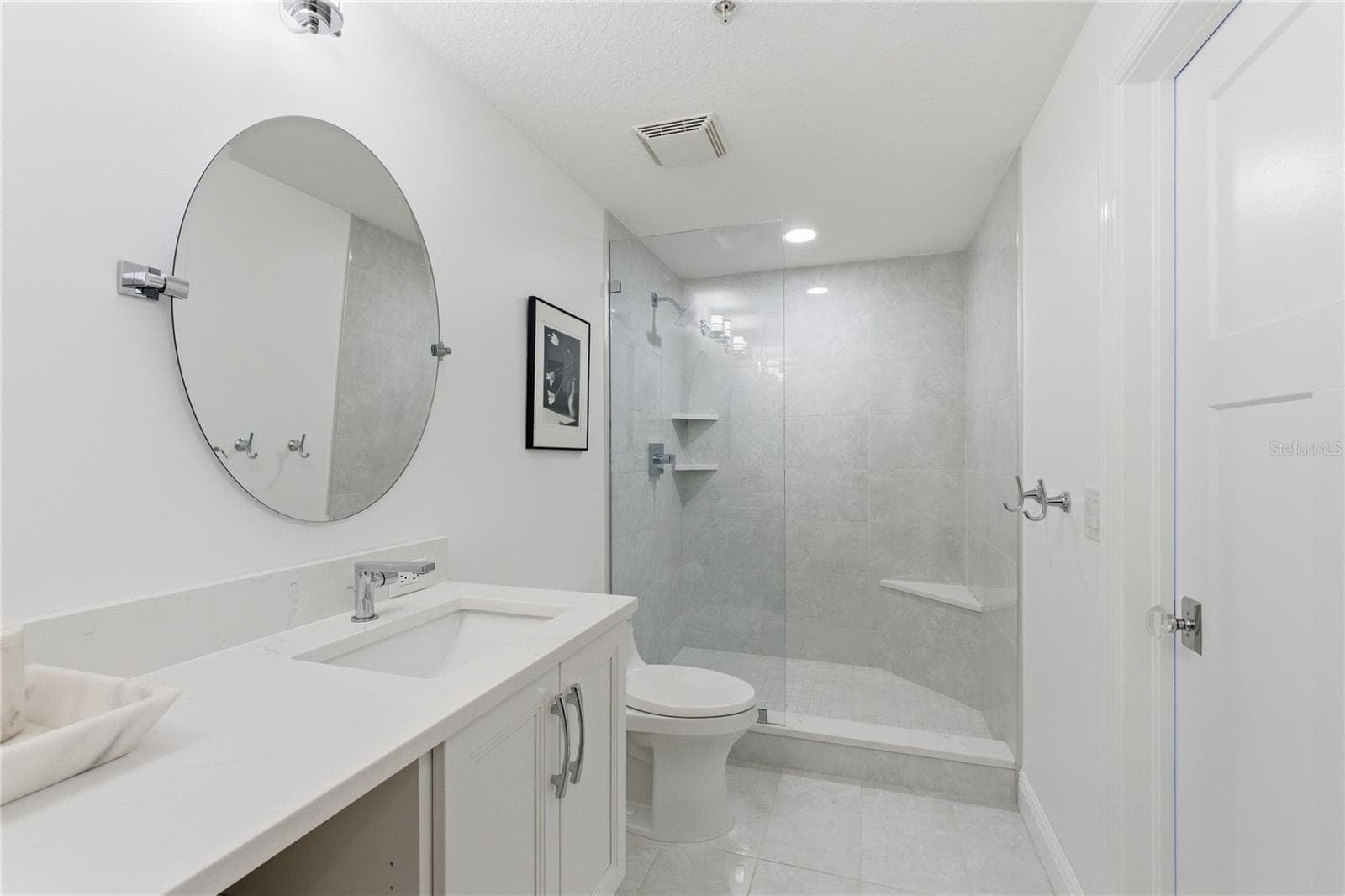 Condominium at 800 N TAMIAMI TRL #1203, SARASOTA, photo 28 of 60
