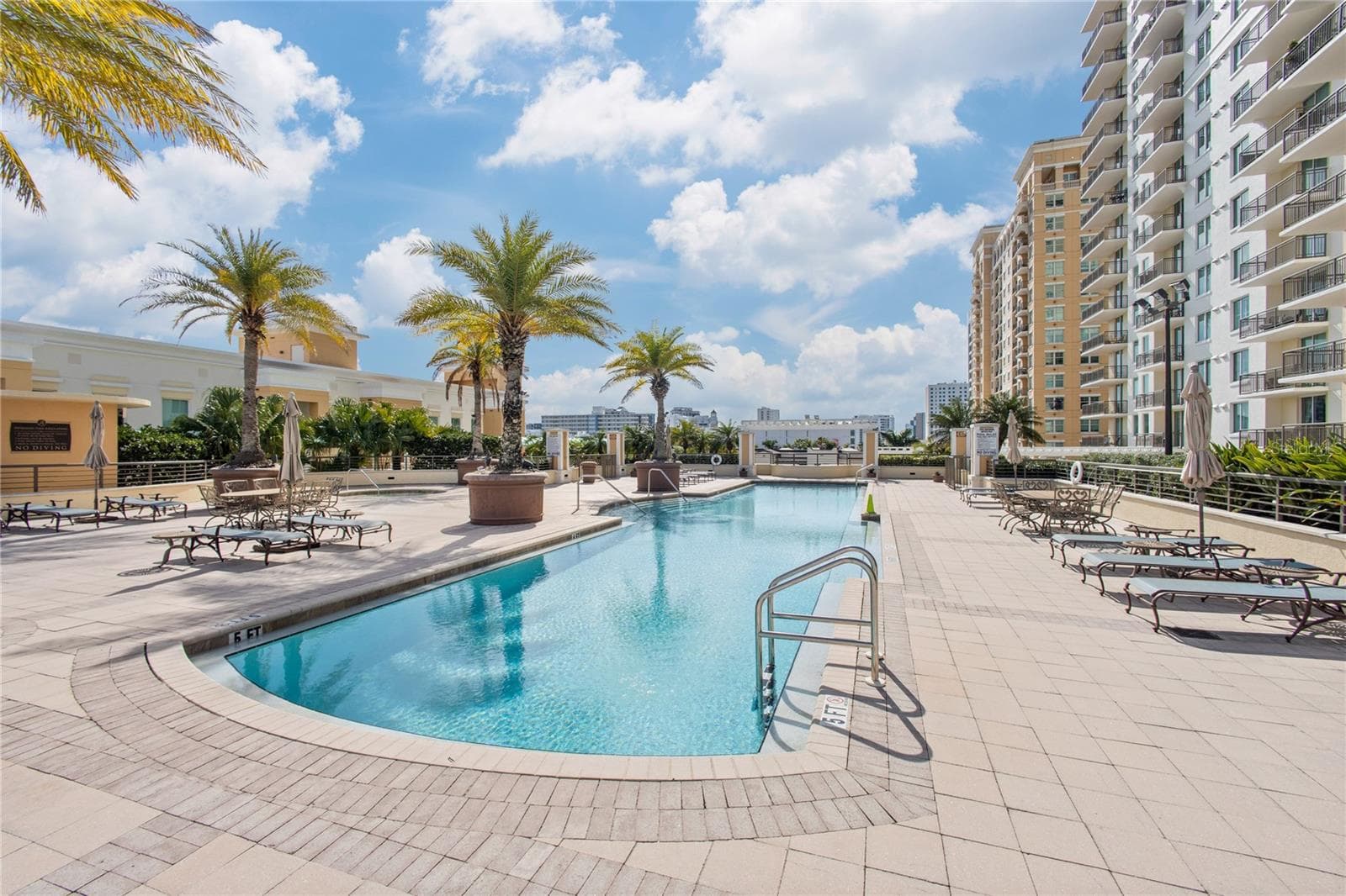 Condominium at 800 N TAMIAMI TRL #1203, SARASOTA, photo 35 of 60