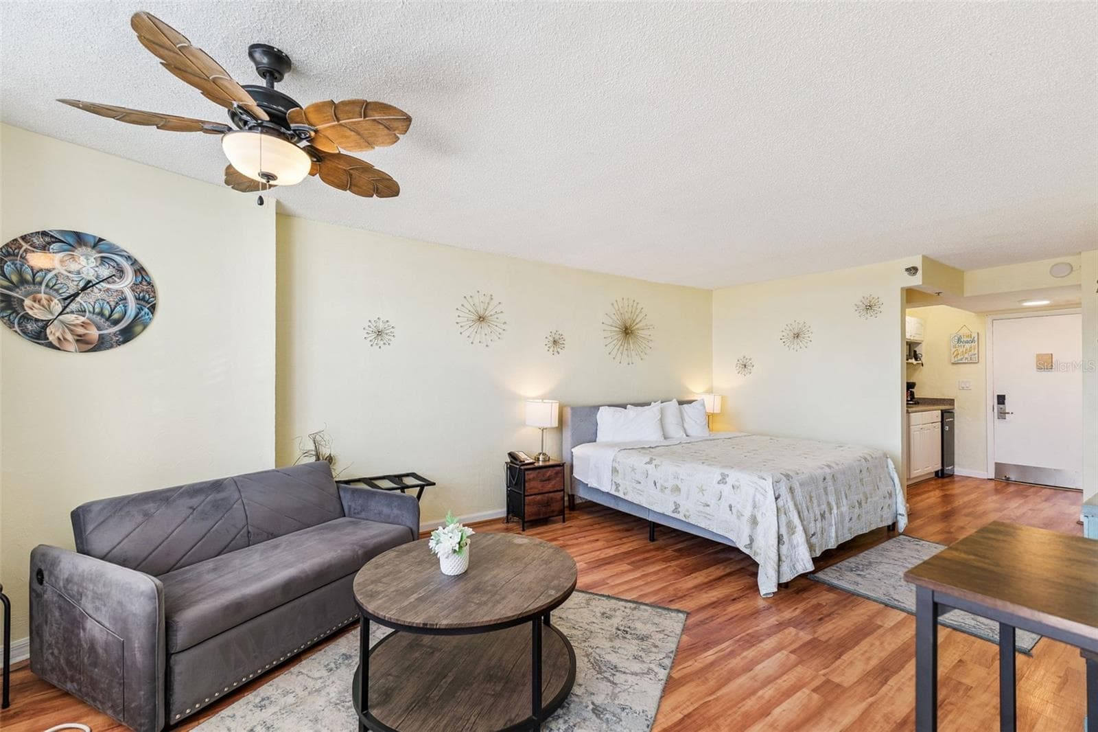 Condominium at 313 S ATLANTIC AVE #2090, DAYTONA BEACH, photo 8 of 25