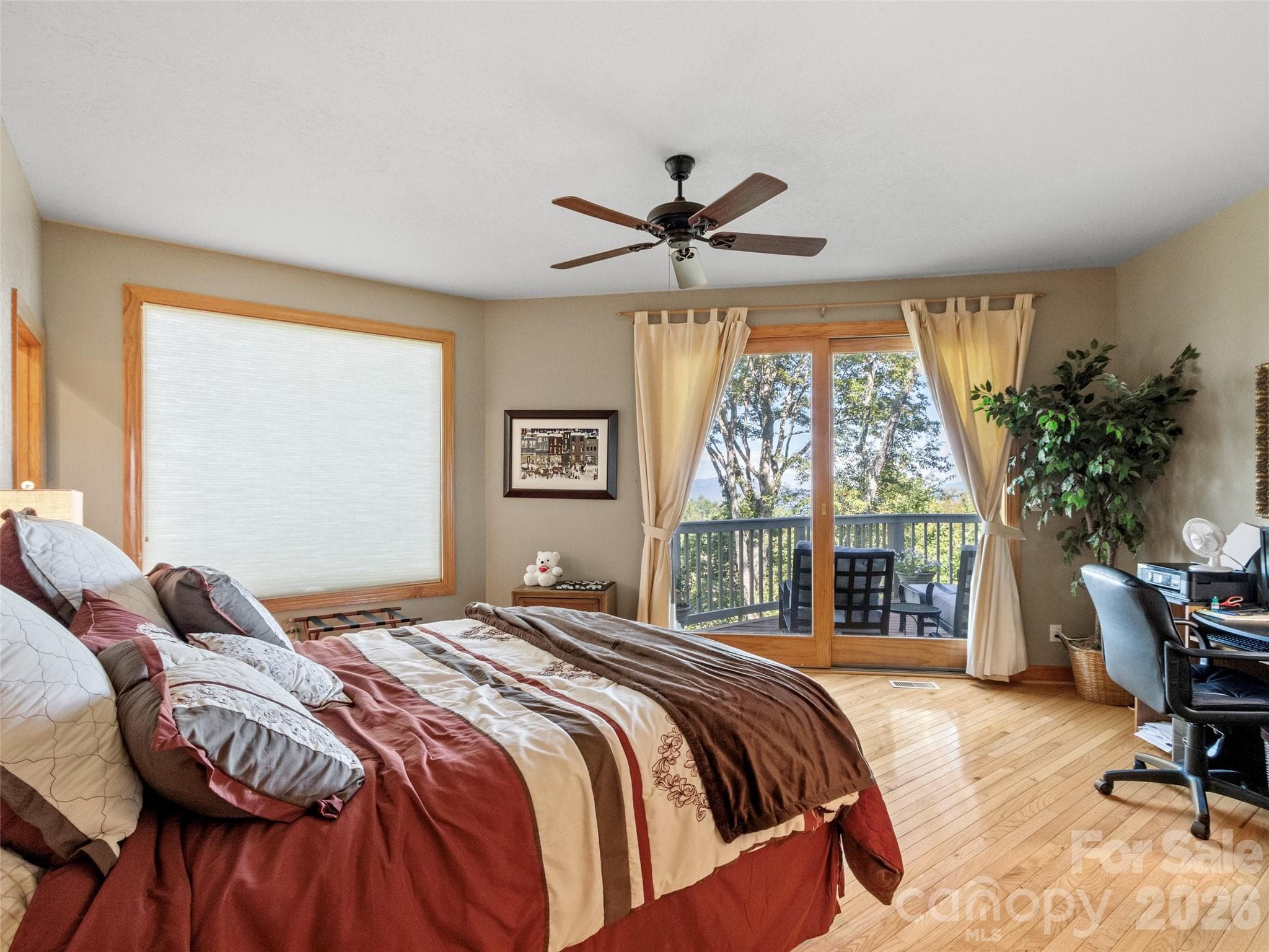 Single Family Residence at Burnsville, photo 17 of 44