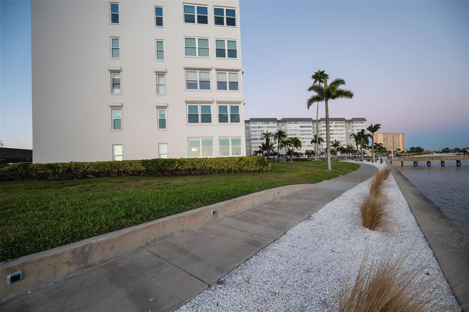Condominium at 5130 BRITTANY DR S #807, ST PETERSBURG, photo 19 of 32