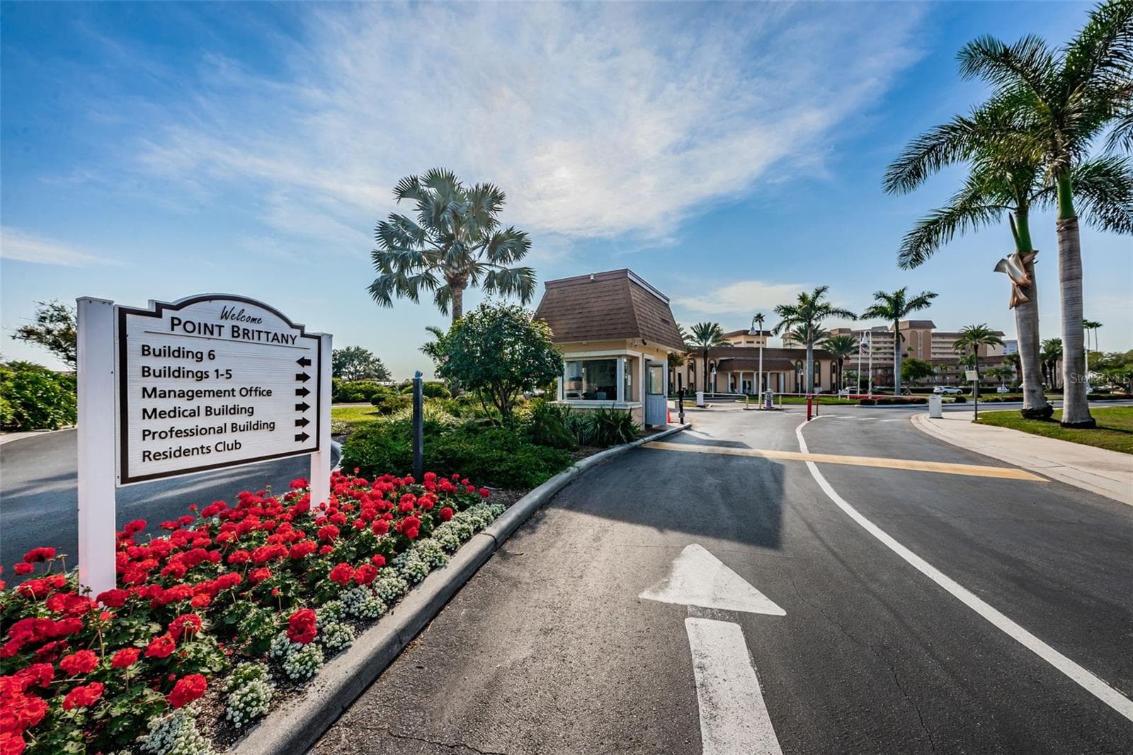 Condominium at 5130 BRITTANY DR S #807, ST PETERSBURG, photo 22 of 32