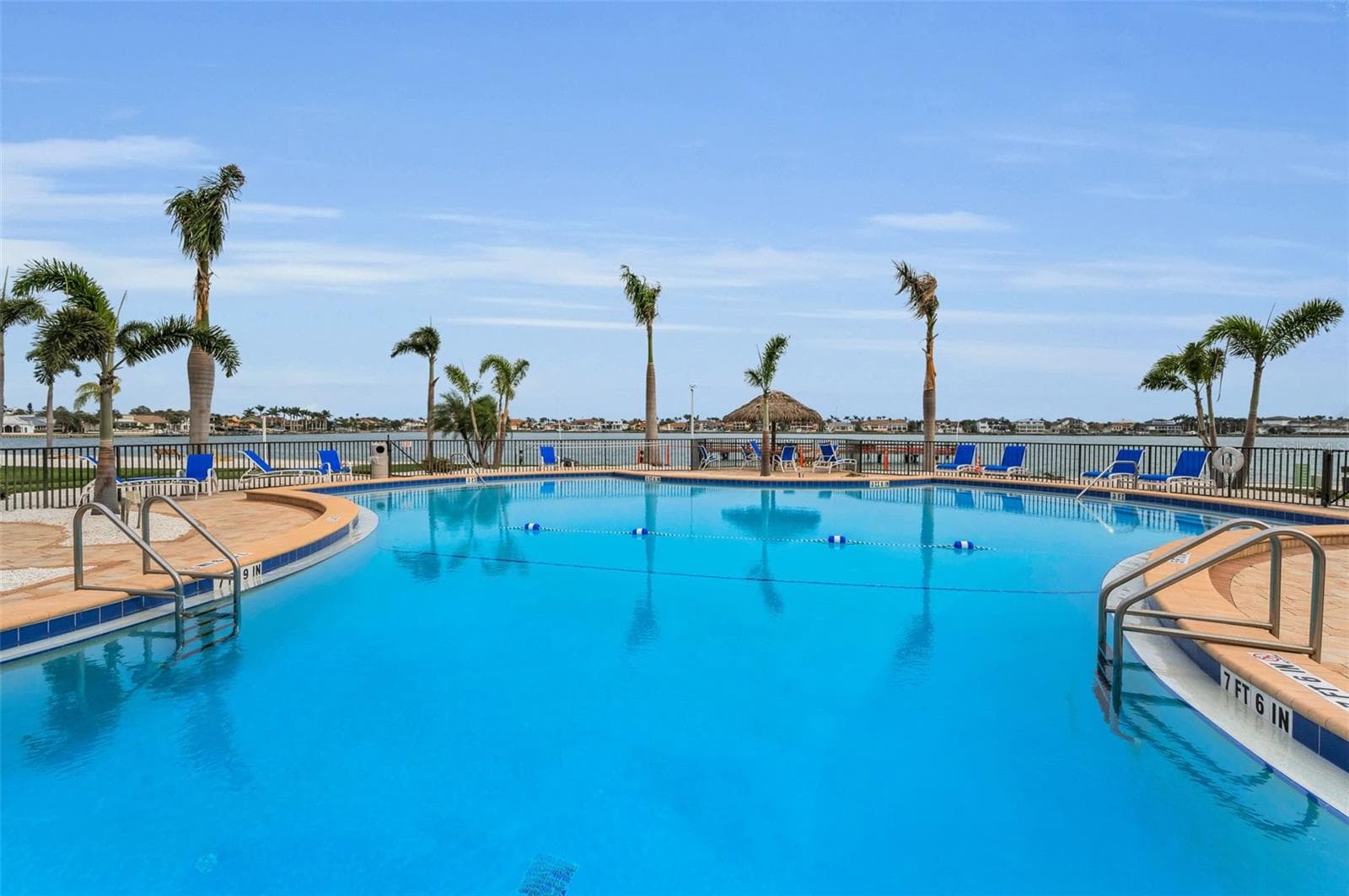 Condominium at 5130 BRITTANY DR S #807, ST PETERSBURG, photo 26 of 32