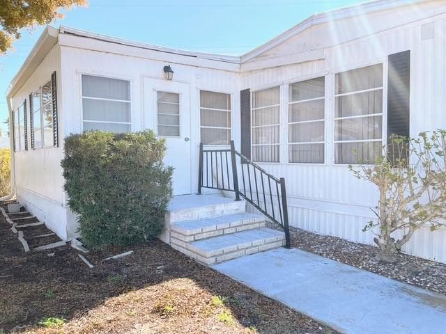 Mobile Home at 821 TURF, VENICE, photo 3 of 15