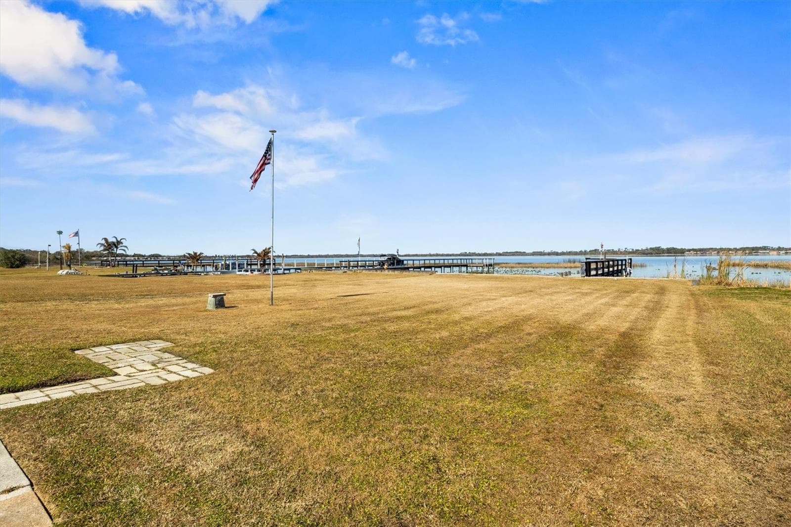 Back Yard/Lake Henry /Dock - 6825 S LAKE HENRY DR NE, WINTER HAVEN