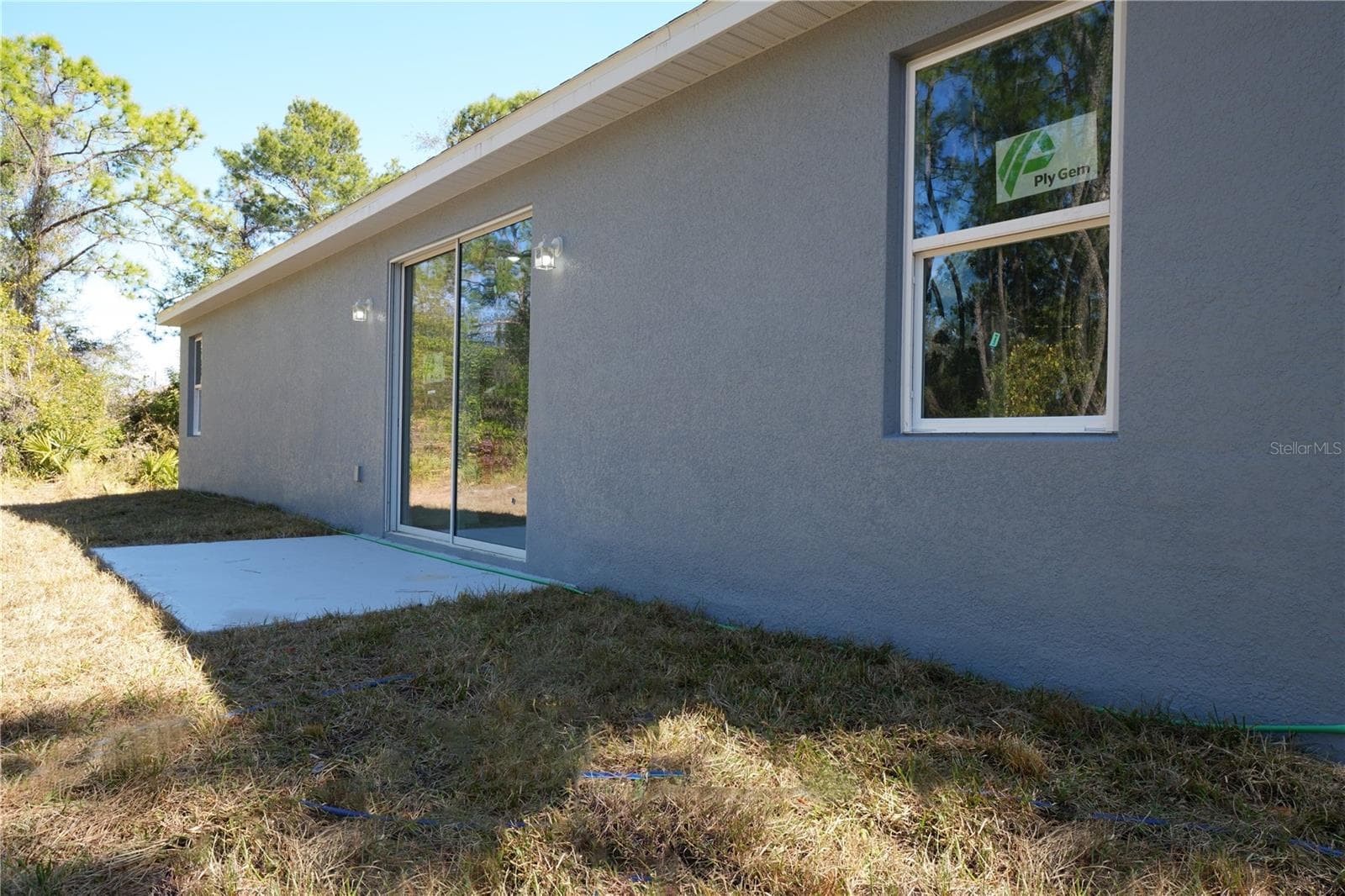 Single Family Residence at 1013 ASTON-MARTIN DR, SEBRING, photo 8 of 32
