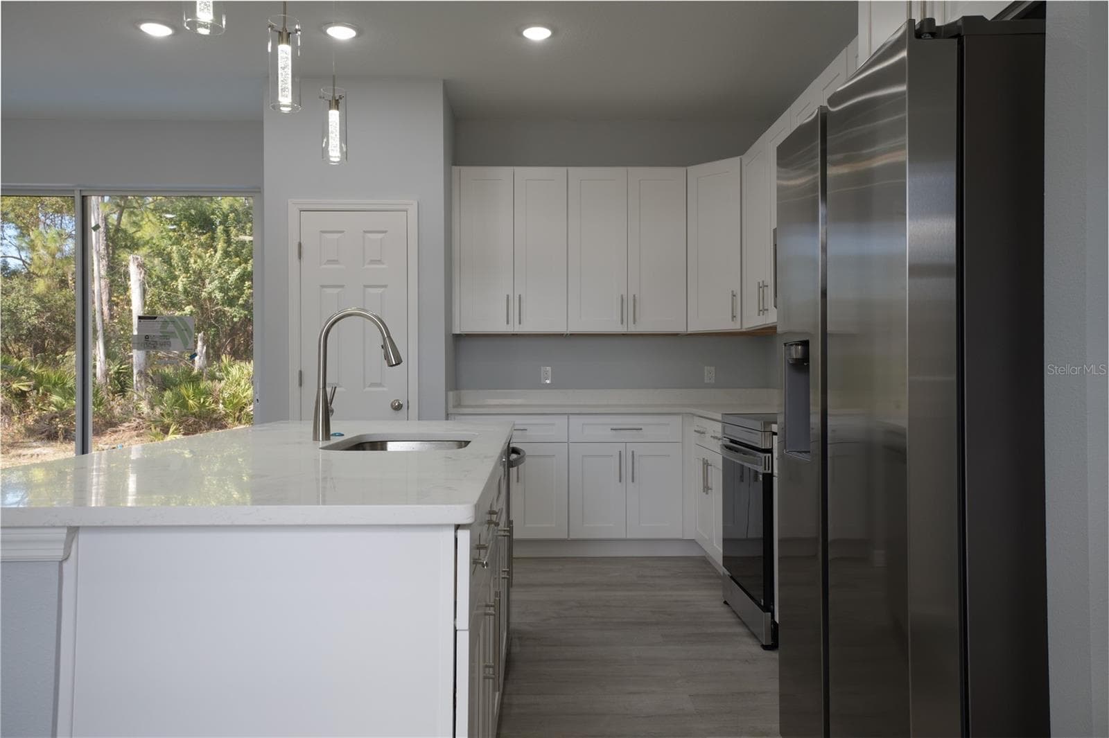 Single Family Residence at 1013 ASTON-MARTIN DR, SEBRING, photo 13 of 32