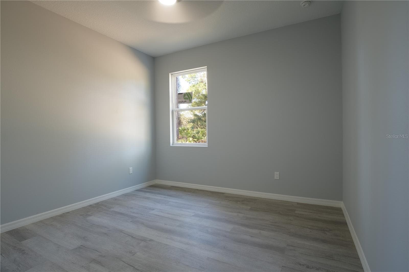 Single Family Residence at 1013 ASTON-MARTIN DR, SEBRING, photo 17 of 32