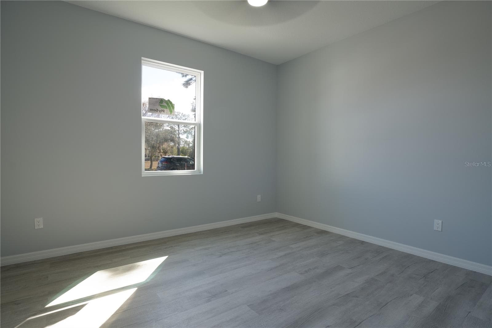 Single Family Residence at 1013 ASTON-MARTIN DR, SEBRING, photo 22 of 32