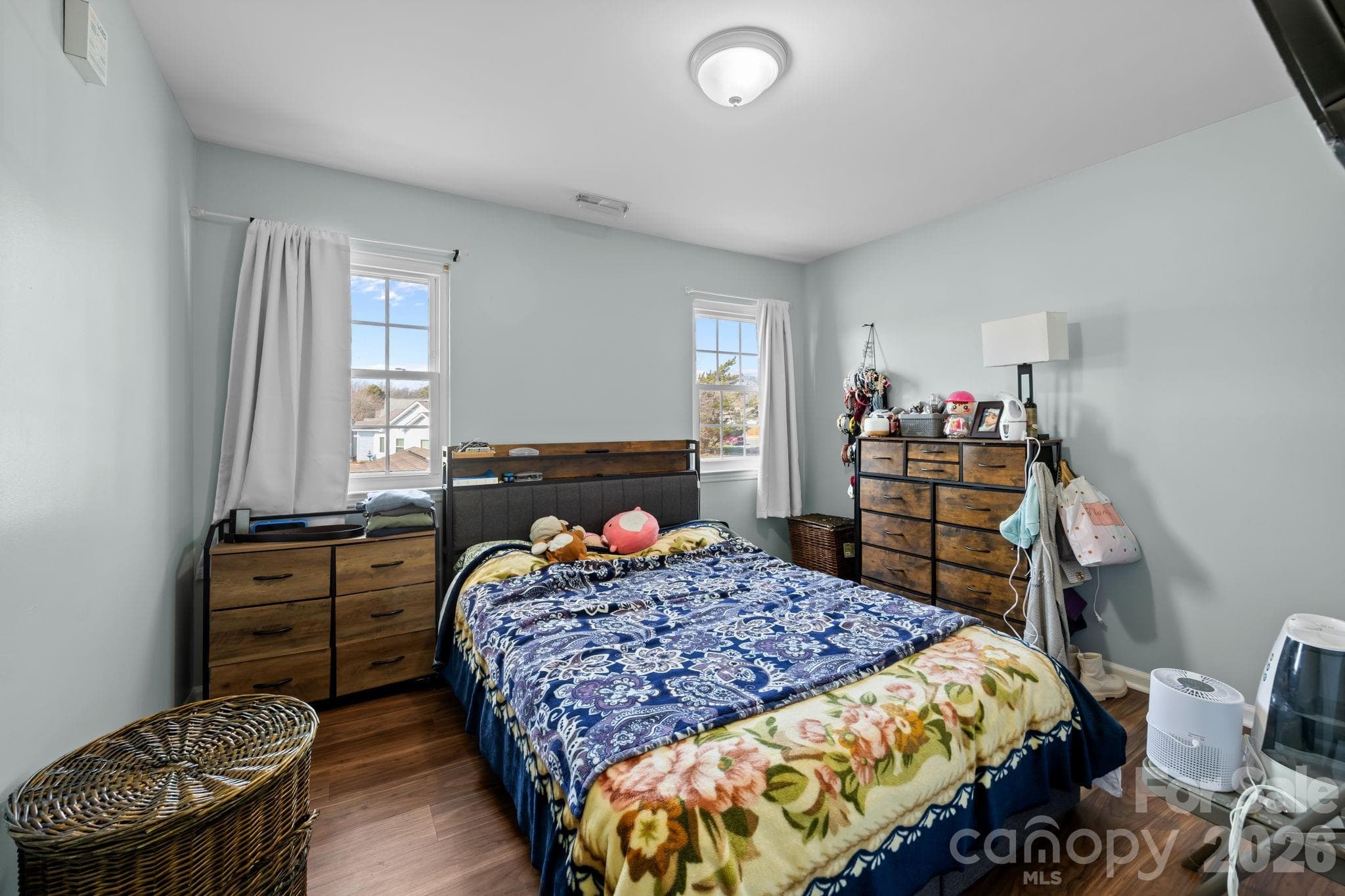 Single Family Residence at 5400 Barnview Court, Charlotte, photo 7 of 23