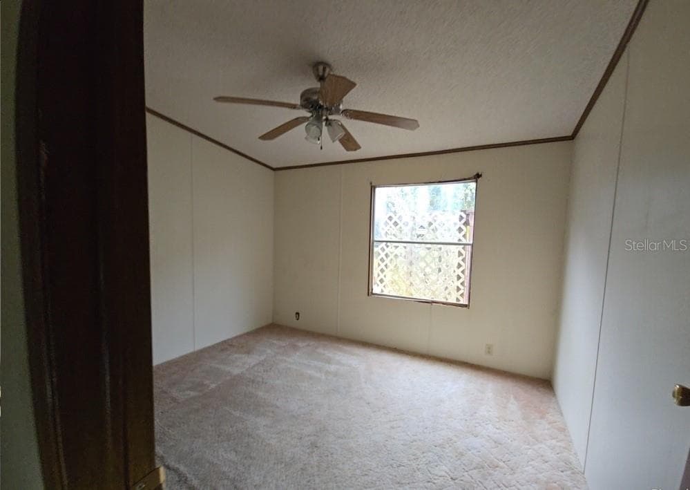 Manufactured Home at 12906 NW 38TH AVE, REDDICK, photo 13 of 19