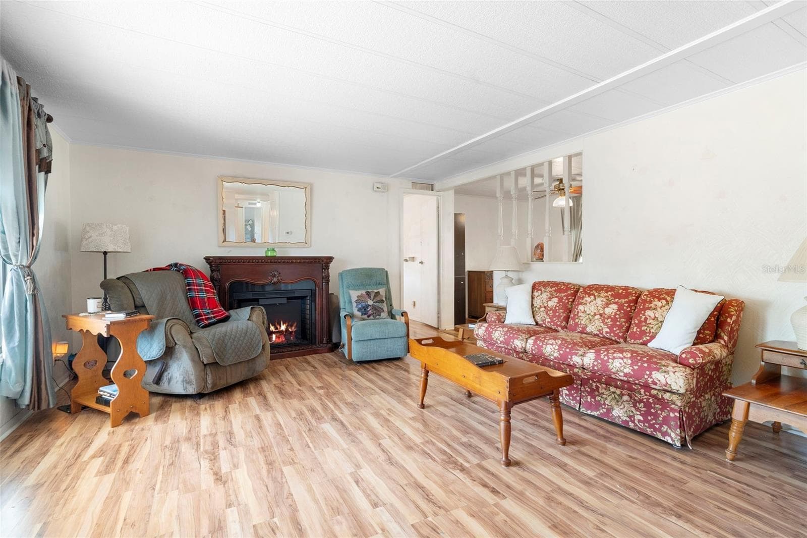 Living room - 232 MEADOW LARK DR, OSTEEN