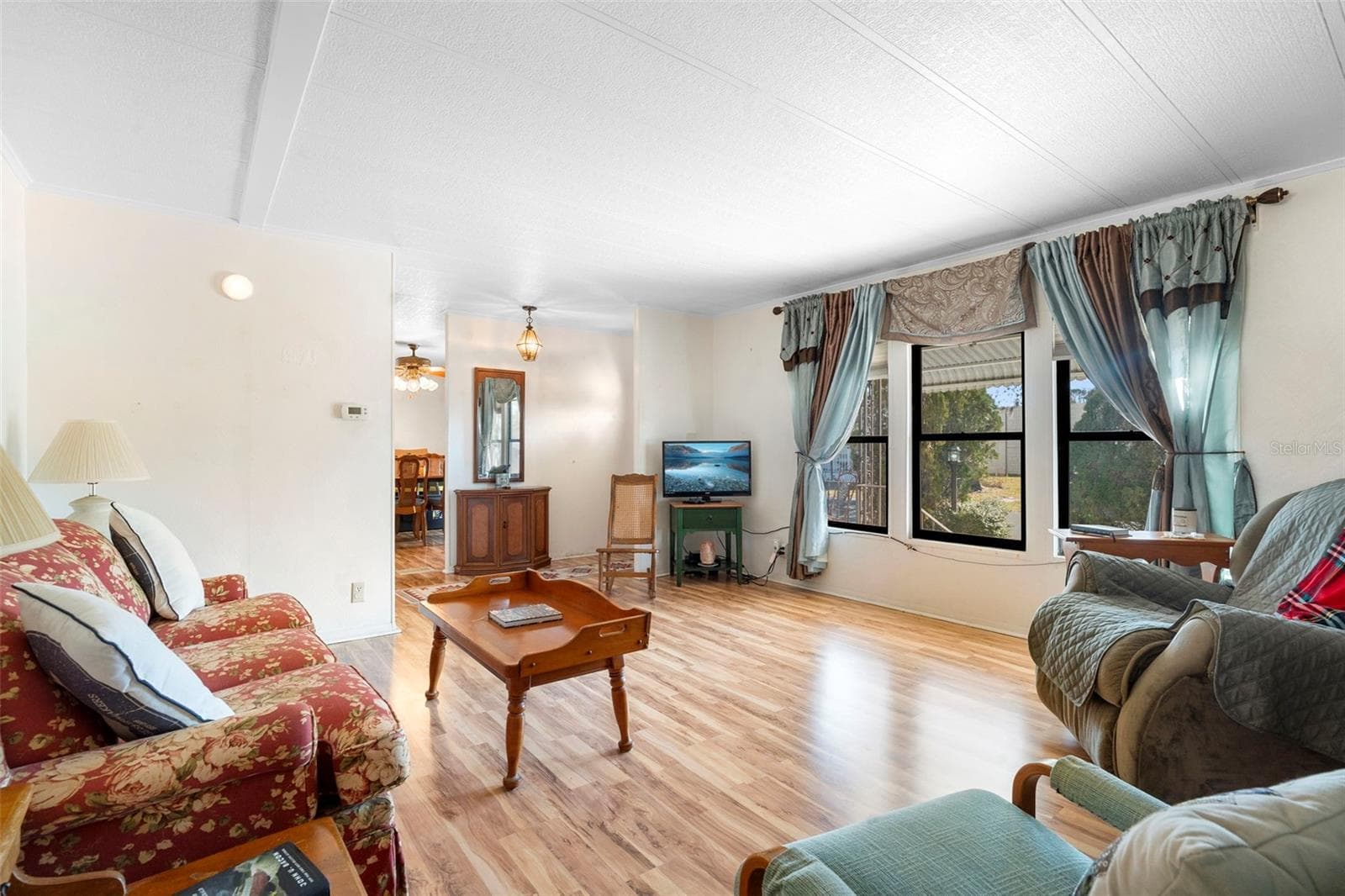 Manufactured Home at 232 MEADOW LARK DR, OSTEEN, photo 11 of 51