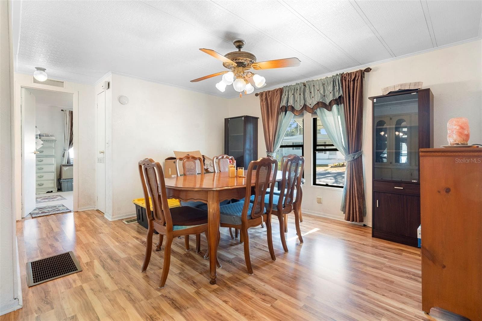 Formal Dining room - 232 MEADOW LARK DR, OSTEEN