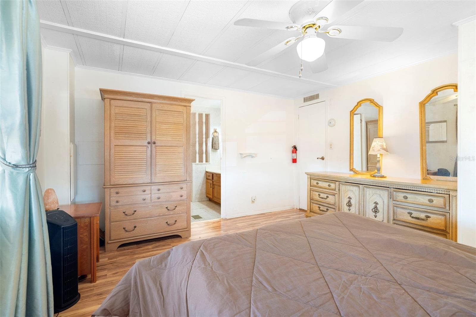 Manufactured Home at 232 MEADOW LARK DR, OSTEEN, photo 16 of 51