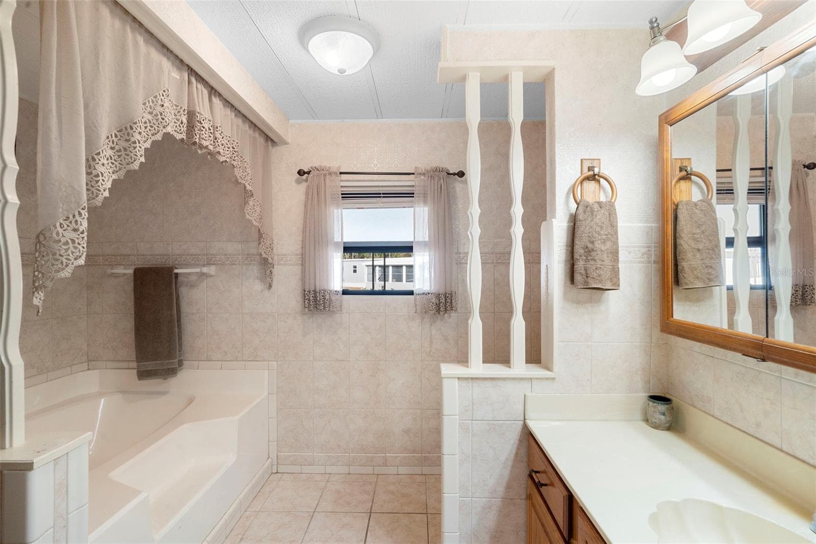 Manufactured Home at 232 MEADOW LARK DR, OSTEEN, photo 18 of 51