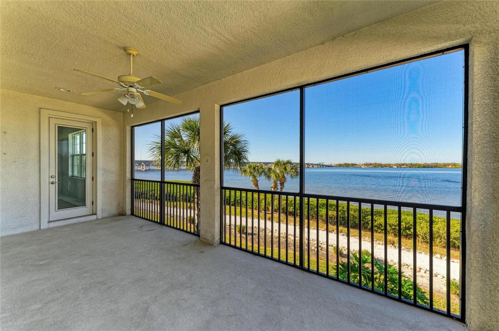 Condominium at 1246 RIVERSCAPE ST, BRADENTON, photo 55 of 77